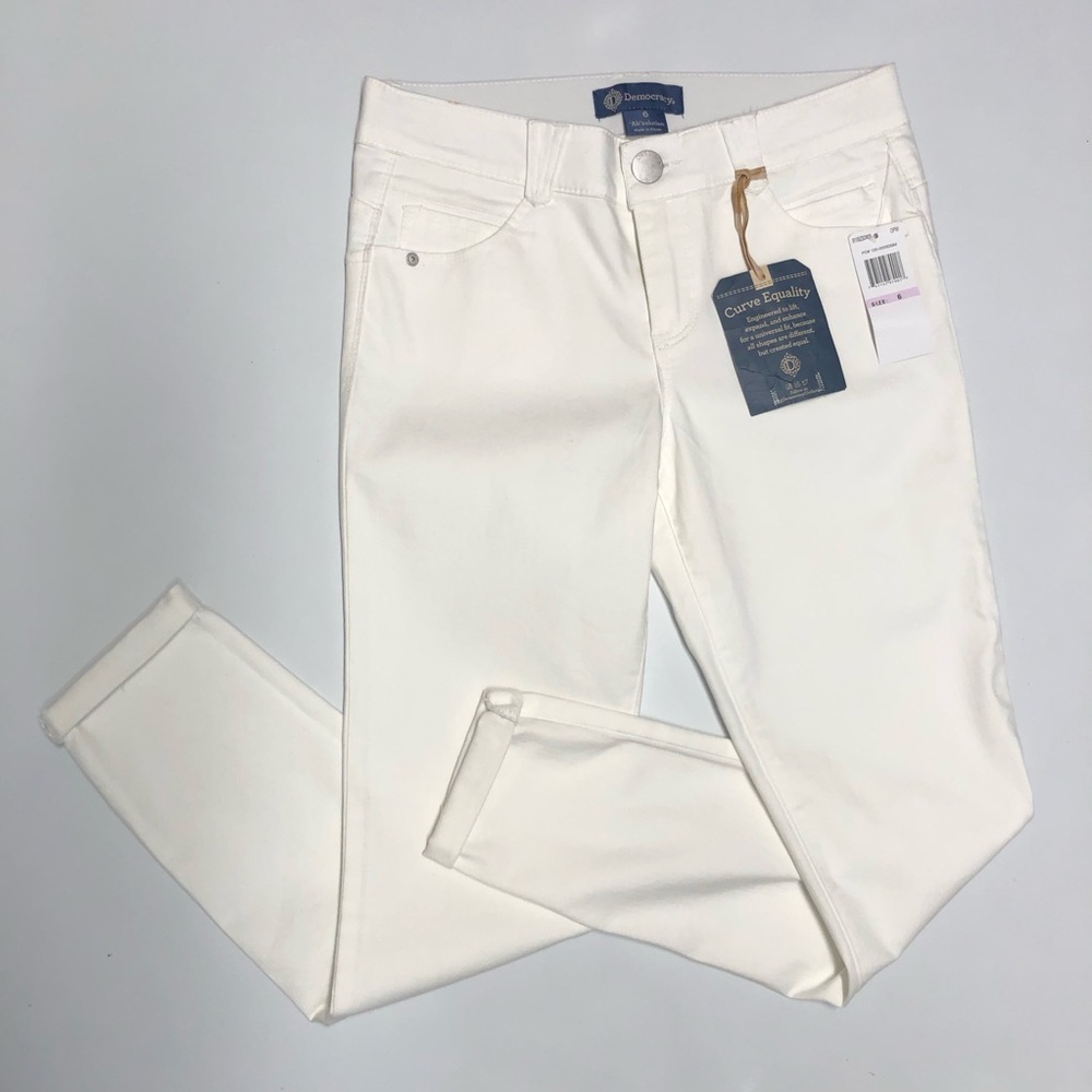 Democracy Ab solution booty lift Jegging Jeans Size 6